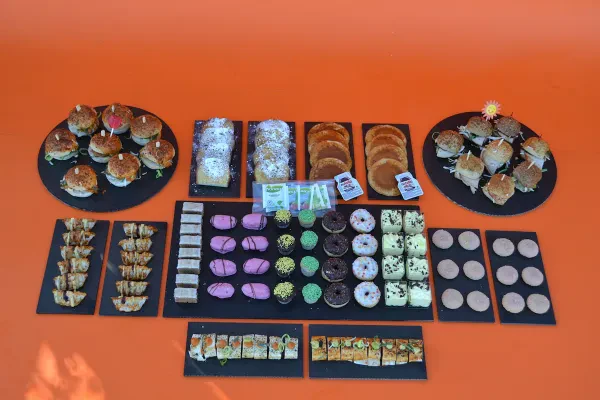 Fusion High Tea Box